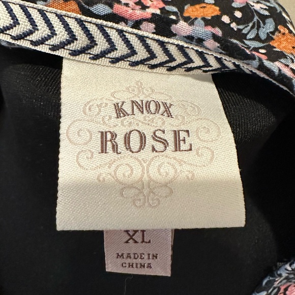 Knox Rose long sleeve top - Picture 3 of 3